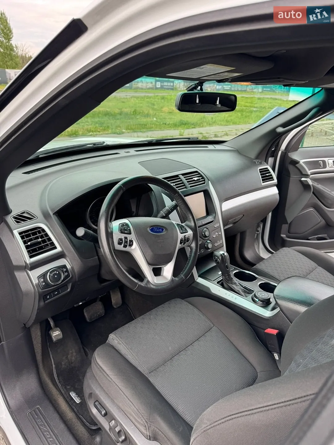 2012 Ford Explorer - мініатюра 11