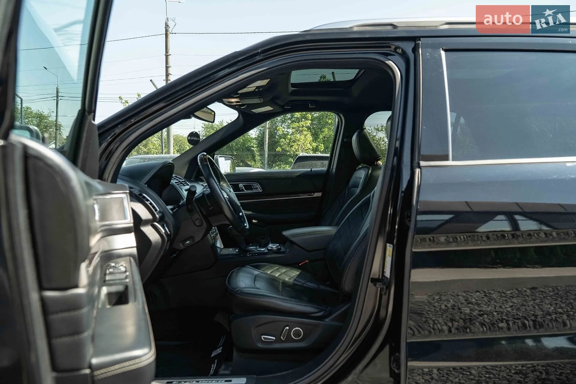 2017 Ford Explorer - мініатюра 19