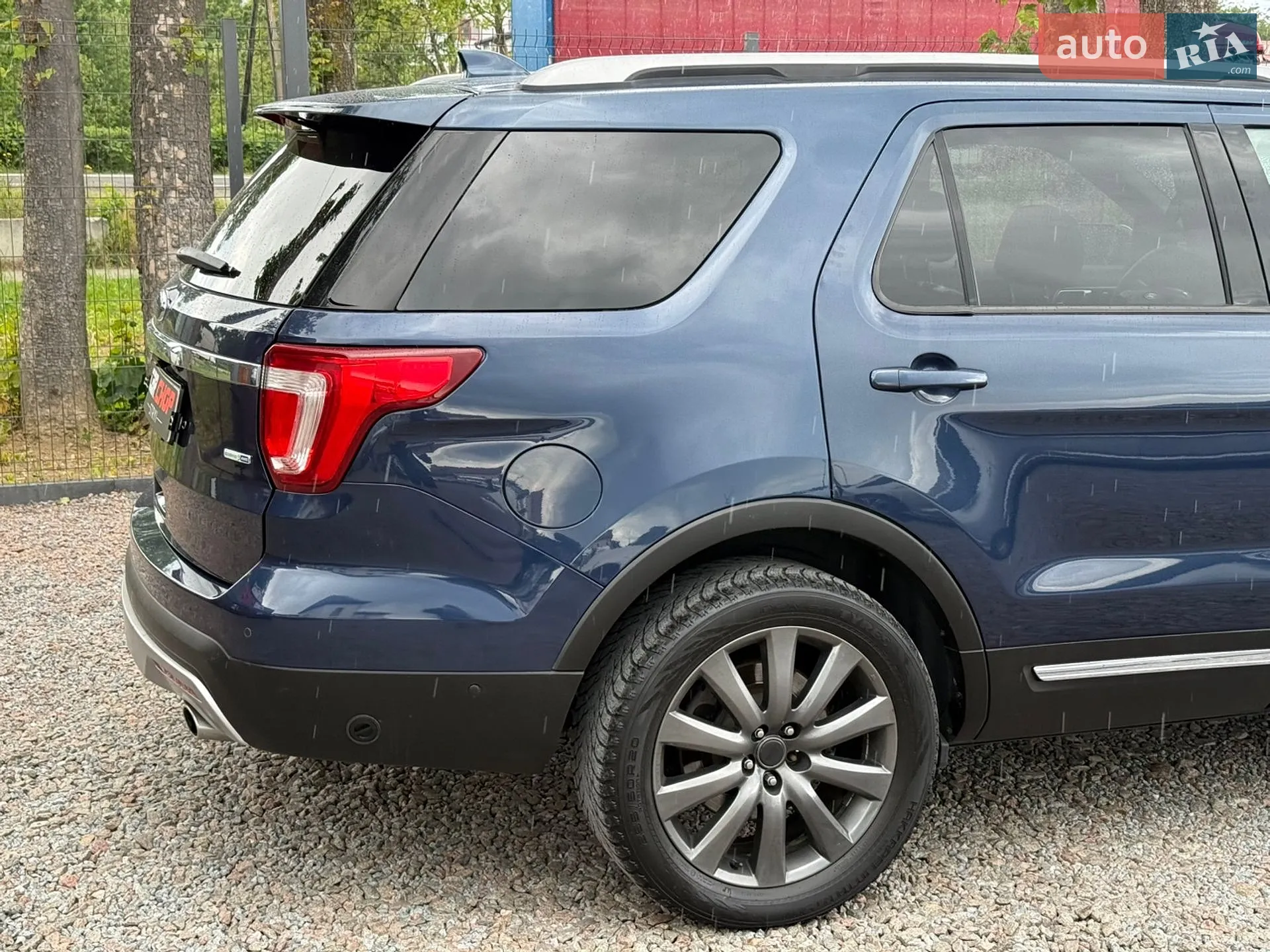 2016 Ford Explorer - мініатюра 20