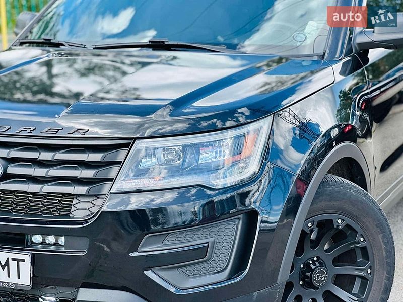 Позашляховик / Кросовер Ford Explorer 2017 в Харкові