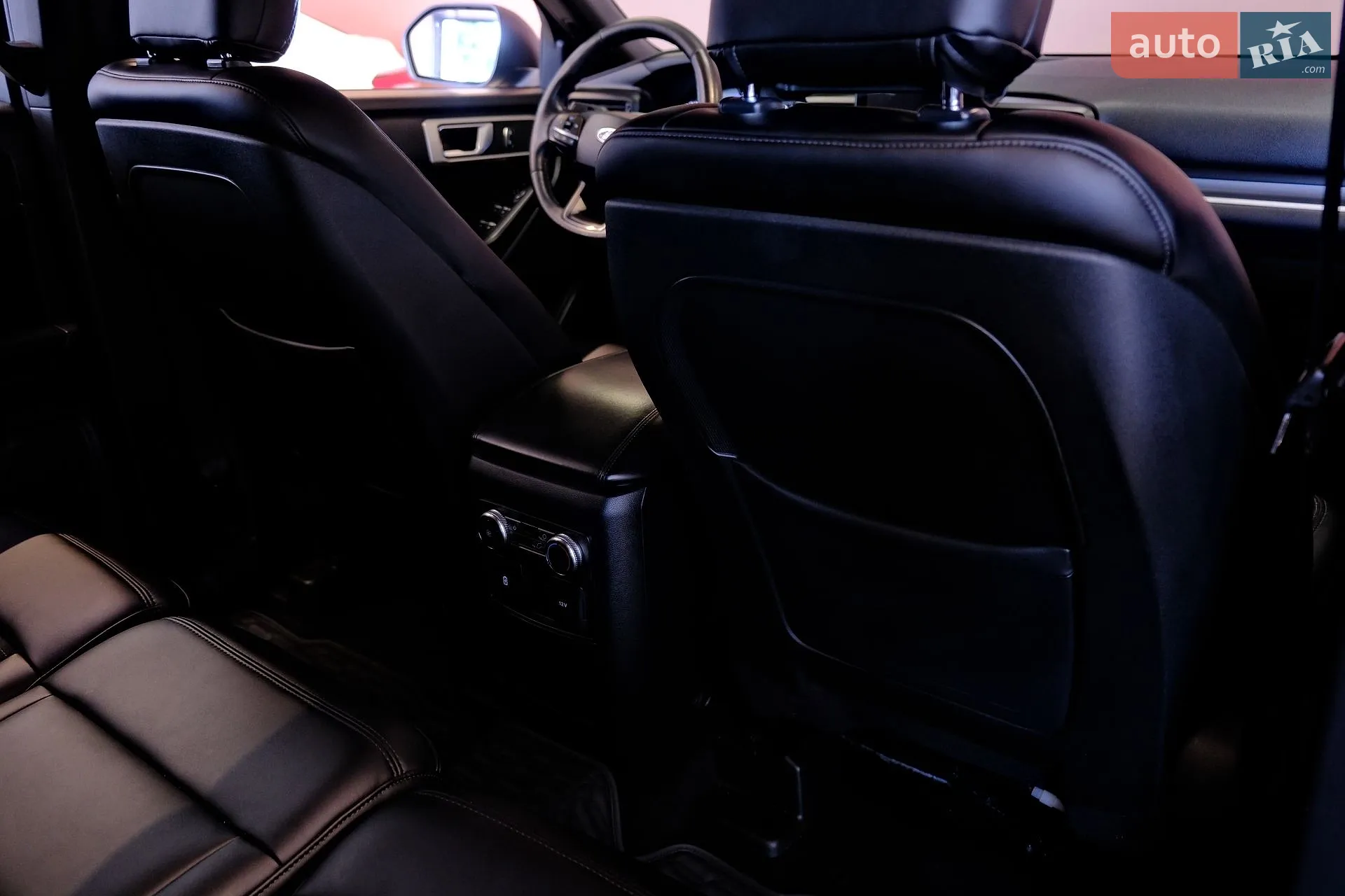 2020 Ford Explorer - мініатюра 36