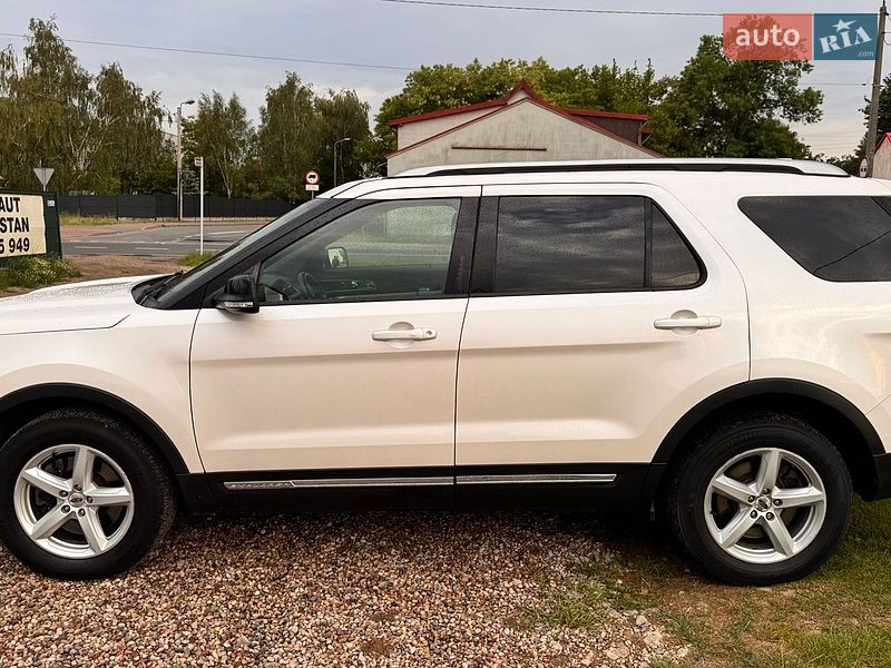 Позашляховик / Кросовер Ford Explorer 2016 в Києві