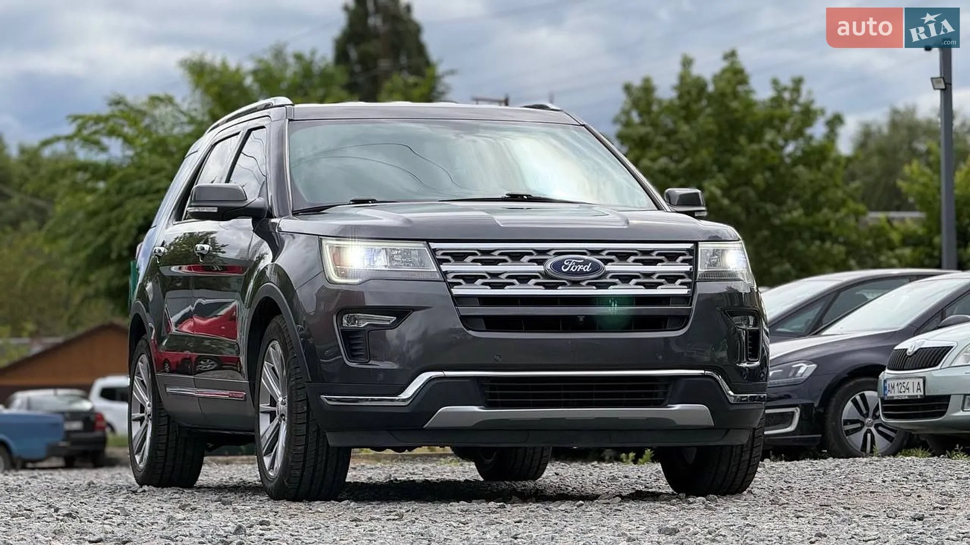 2017 Ford Explorer - фото 1
