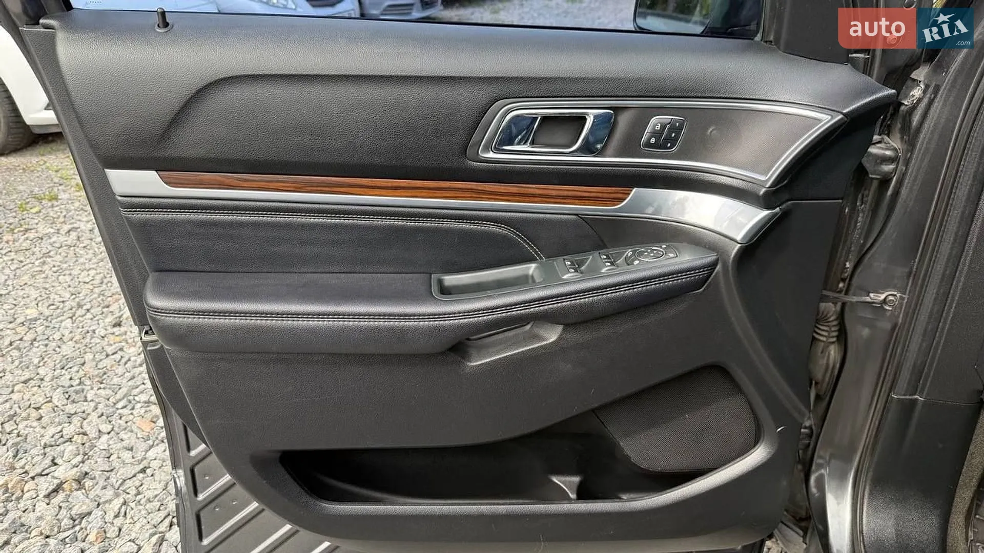 2017 Ford Explorer - мініатюра 9