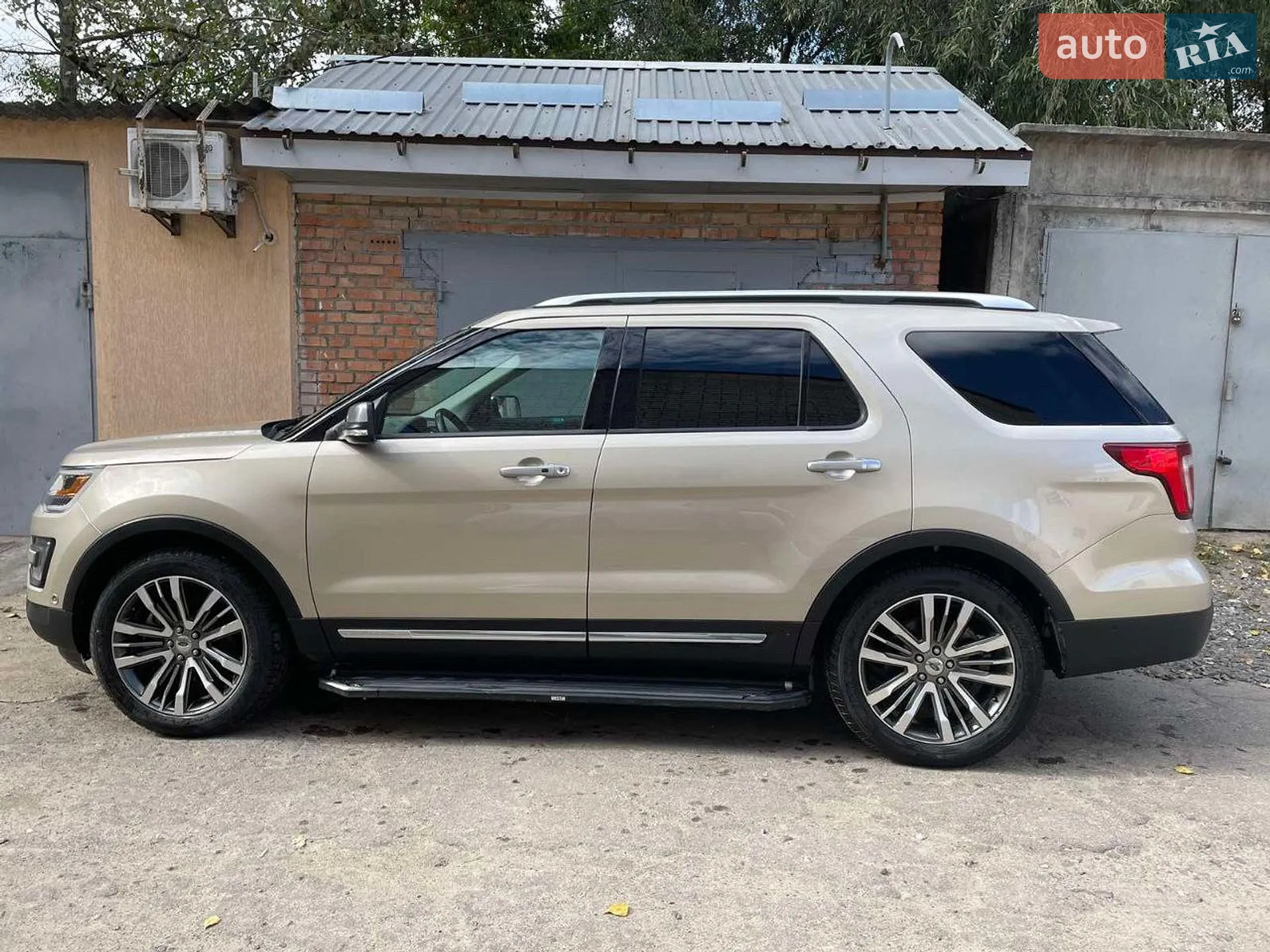 2017 Ford Explorer - мініатюра 31