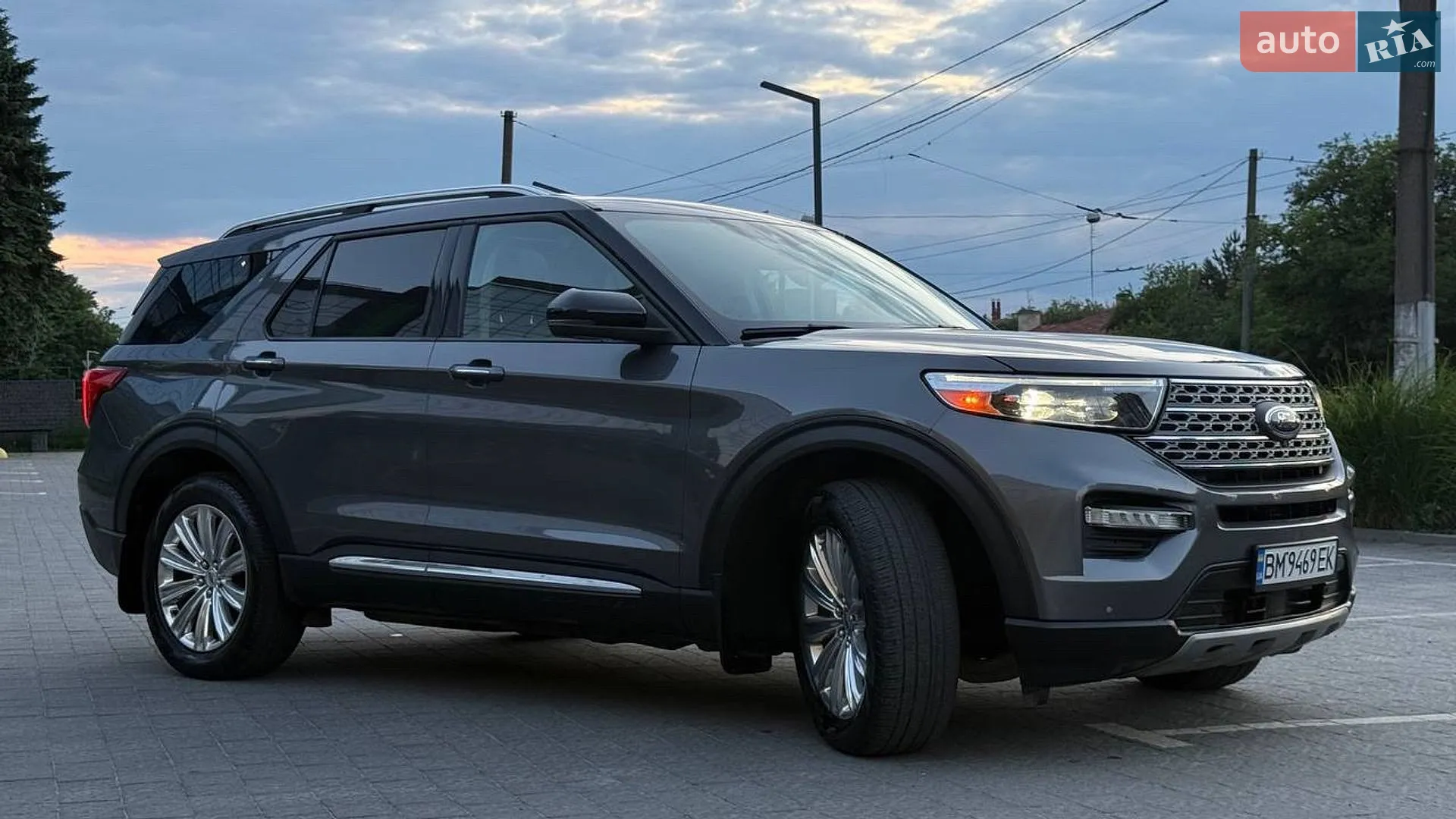 2021 Ford Explorer - мініатюра 2