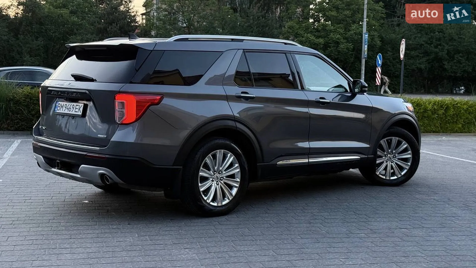 2021 Ford Explorer - мініатюра 16