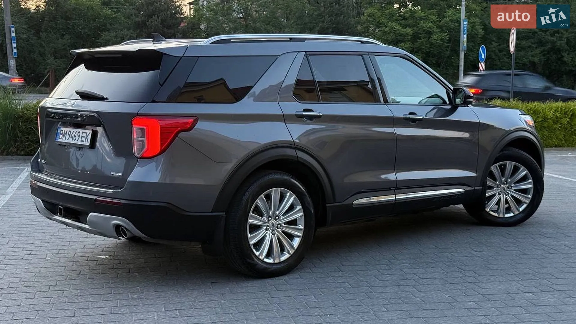 2021 Ford Explorer - мініатюра 17