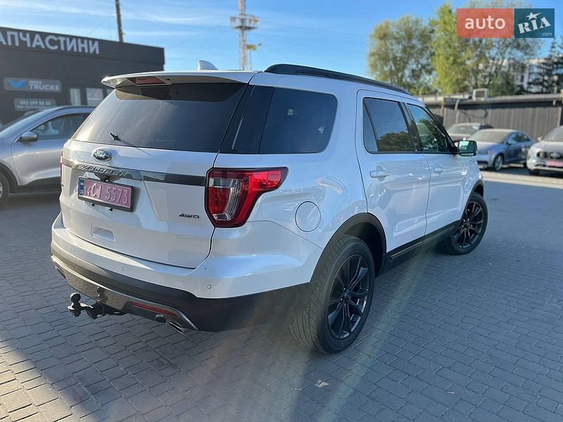Внедорожник / Кроссовер Ford Explorer 2016 в Львове