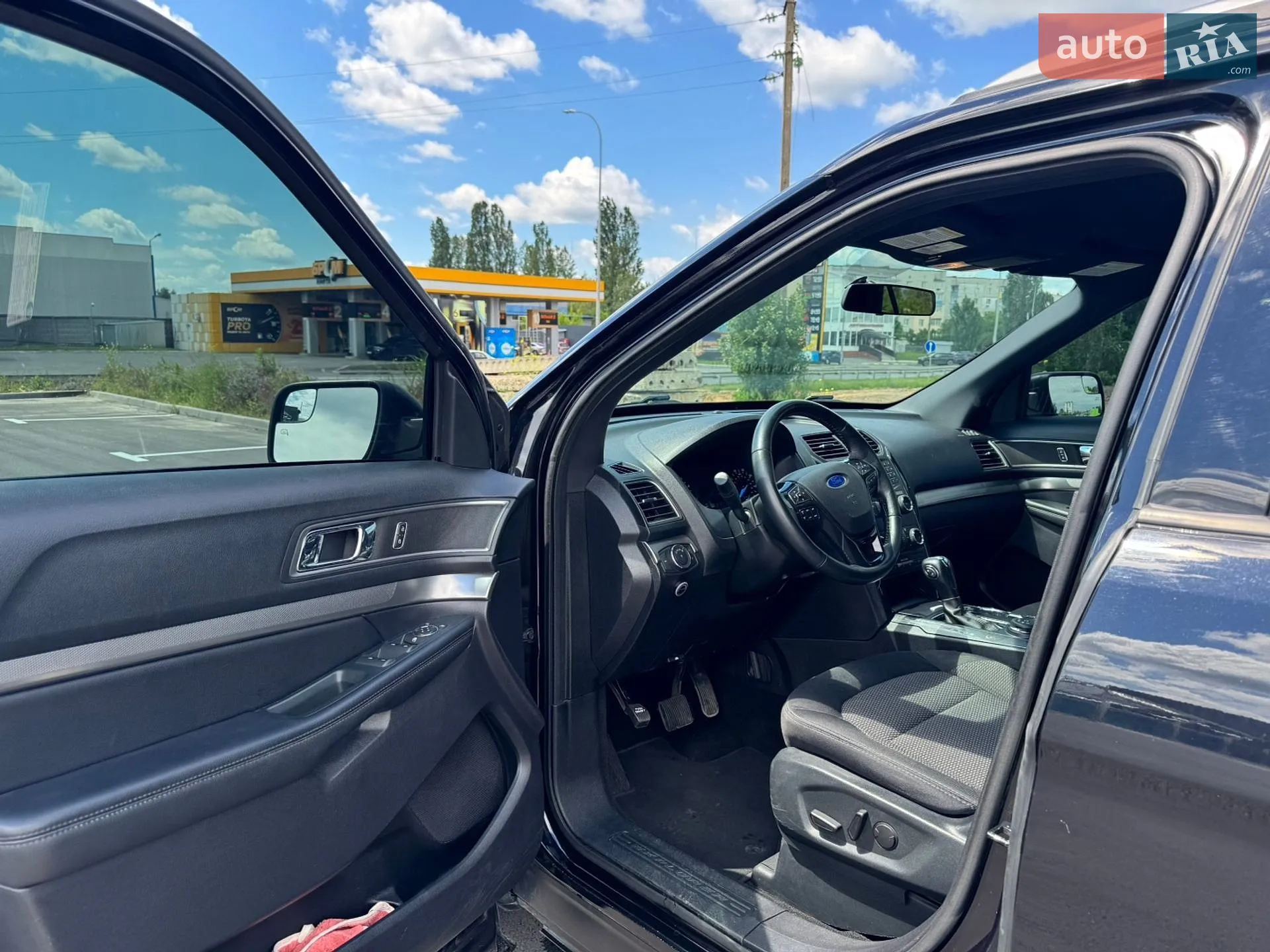 2018 Ford Explorer - мініатюра 23