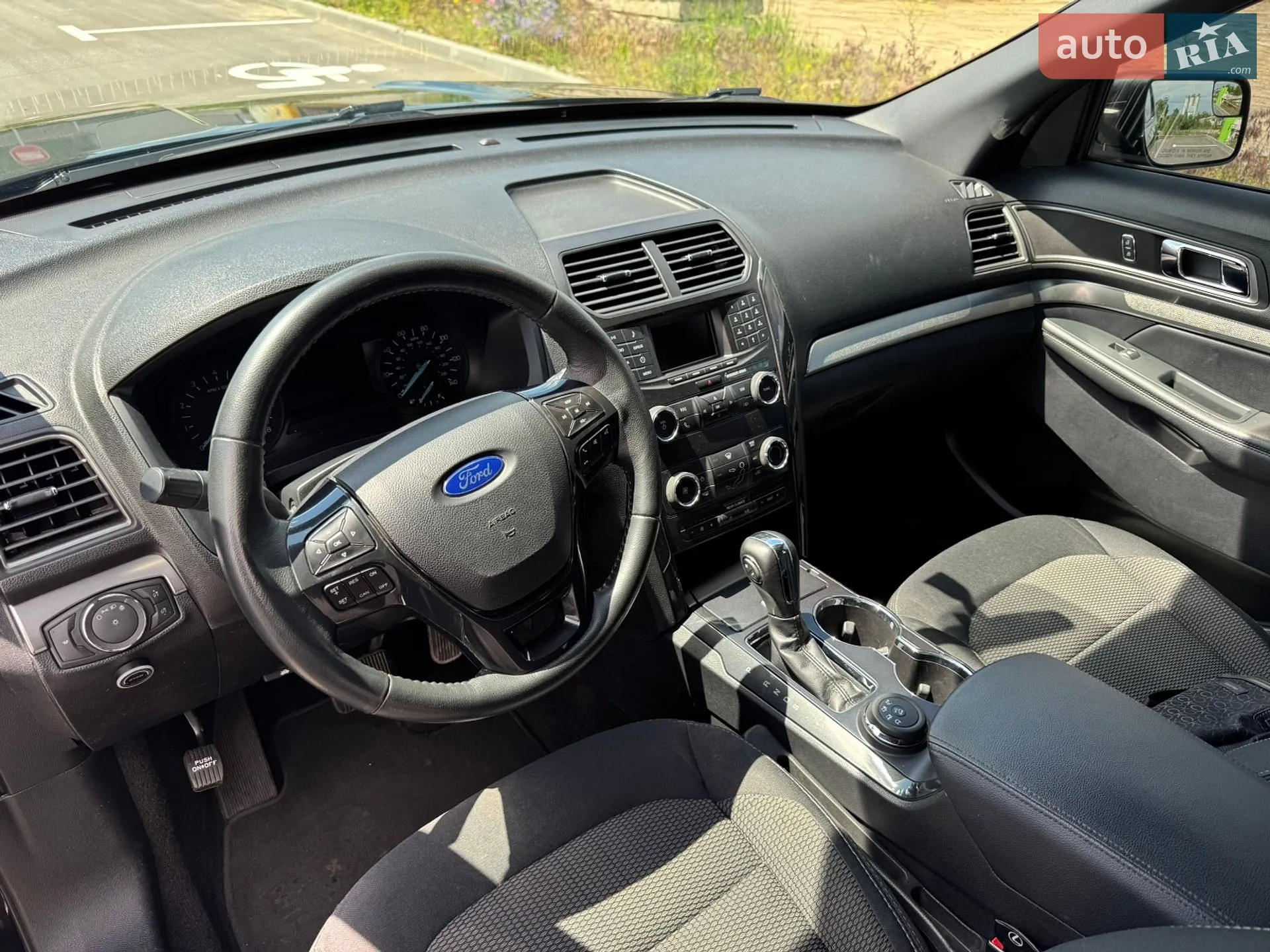 2018 Ford Explorer - мініатюра 18