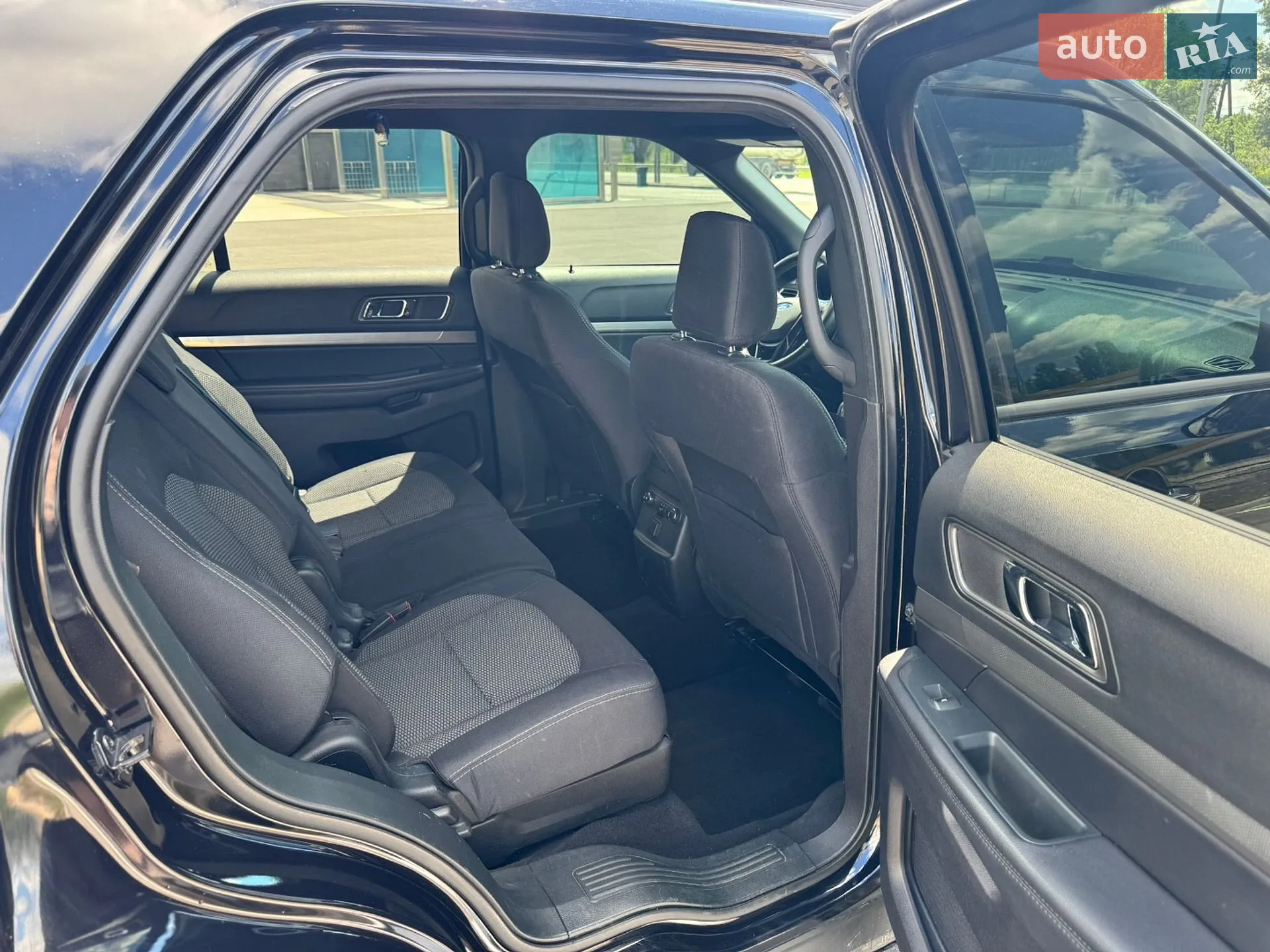 2018 Ford Explorer - мініатюра 27