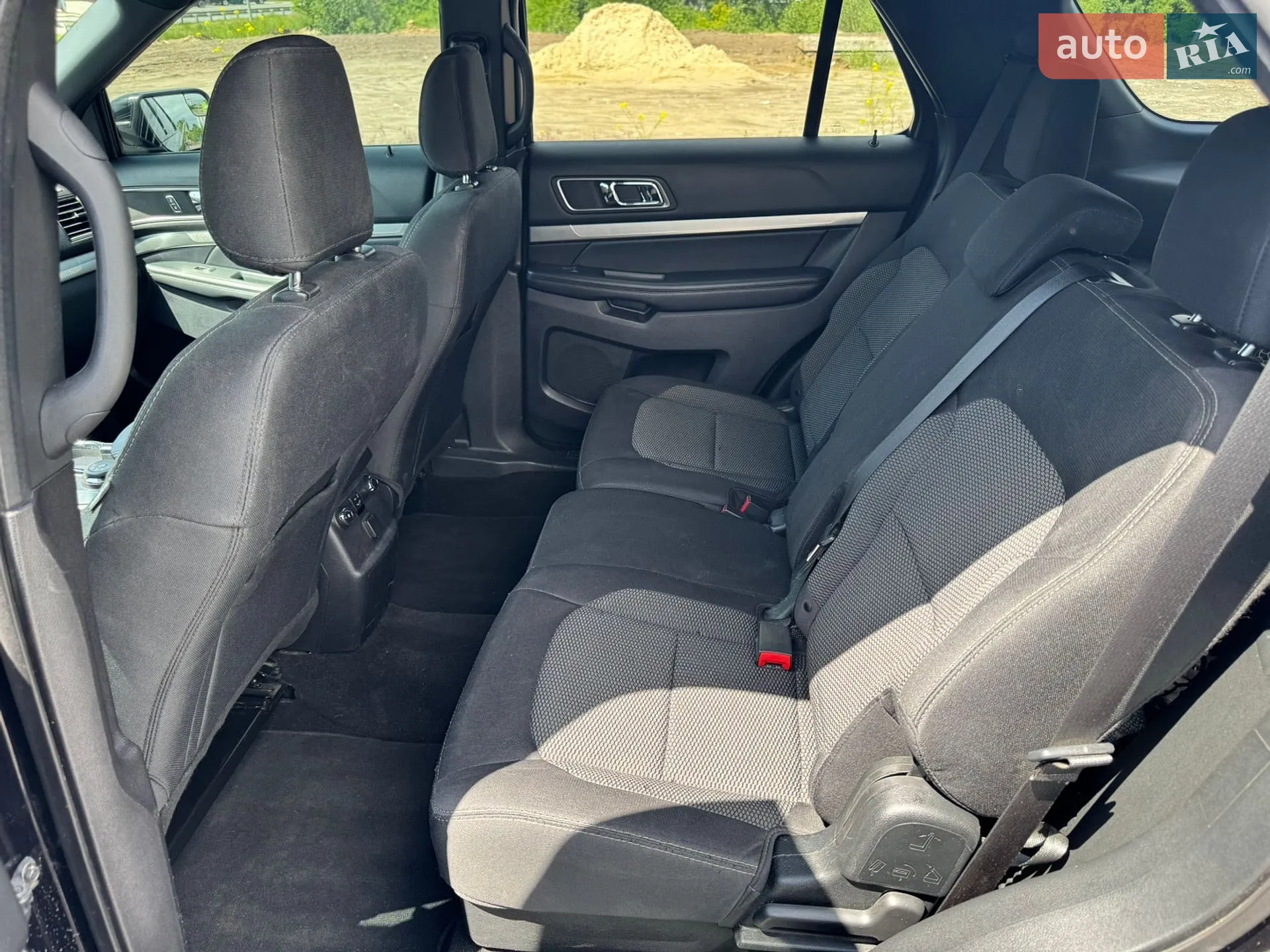 2018 Ford Explorer - мініатюра 29