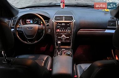 Позашляховик / Кросовер Ford Explorer 2016 в Львові фото 6 Позашляховик / Кросовер Ford Explorer 2016 в Львові