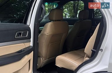 Внедорожник / Кроссовер Ford Explorer 2016 в Тернополе