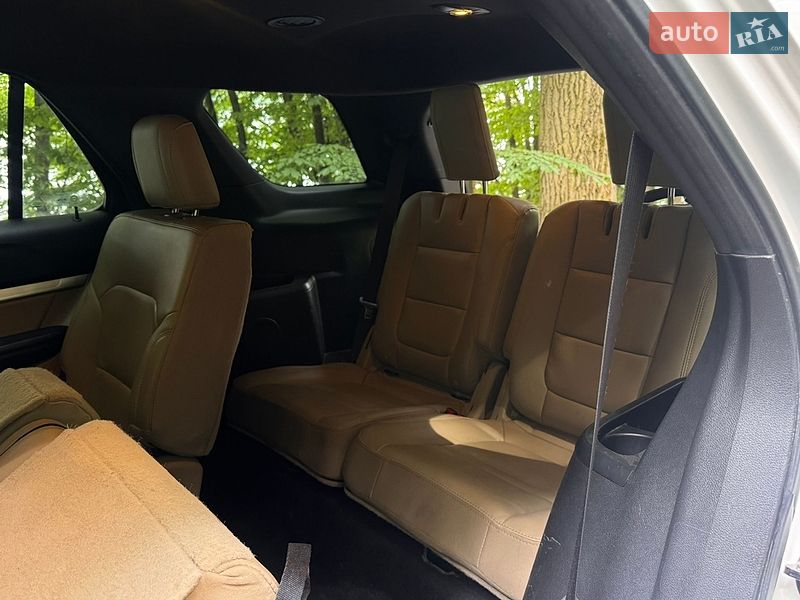 Внедорожник / Кроссовер Ford Explorer 2016 в Тернополе