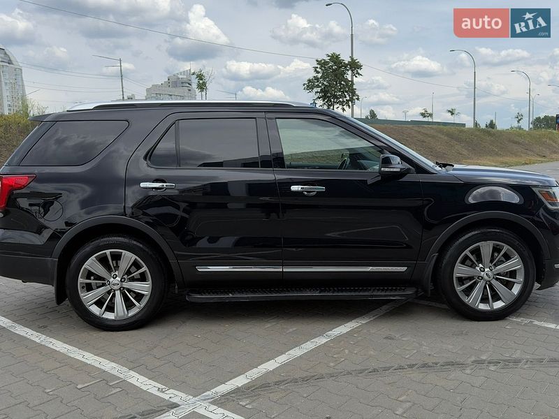 Внедорожник / Кроссовер Ford Explorer 2018 в Киеве