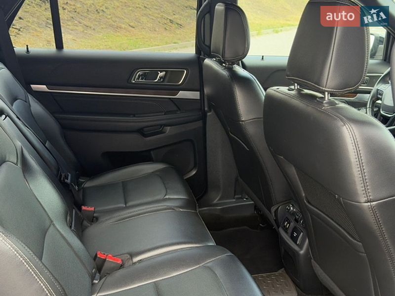 Внедорожник / Кроссовер Ford Explorer 2018 в Киеве фото 10 Внедорожник / Кроссовер Ford Explorer 2018 в Киеве