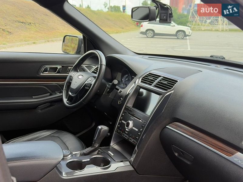 Внедорожник / Кроссовер Ford Explorer 2018 в Киеве фото 9 Внедорожник / Кроссовер Ford Explorer 2018 в Киеве