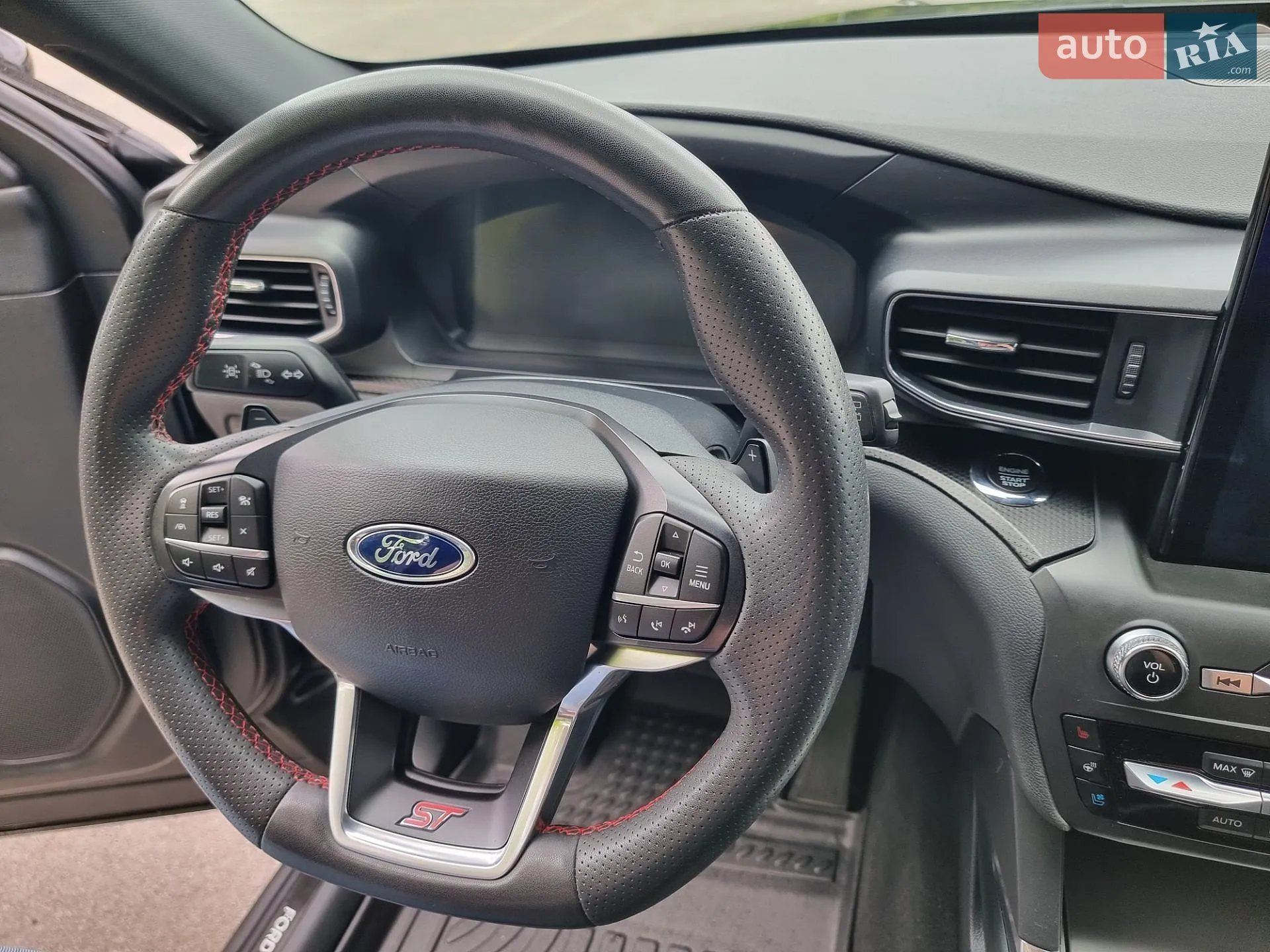 2019 Ford Explorer - мініатюра 18
