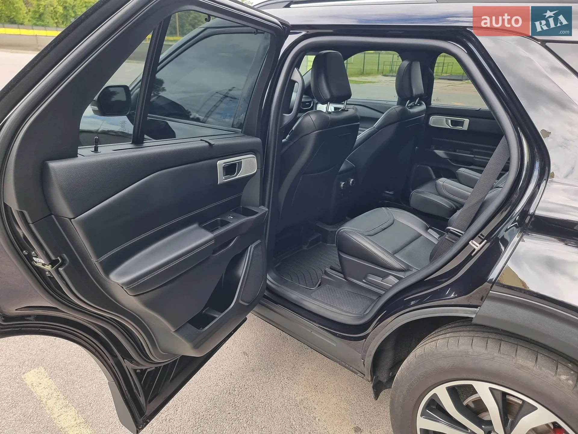 2019 Ford Explorer - мініатюра 32