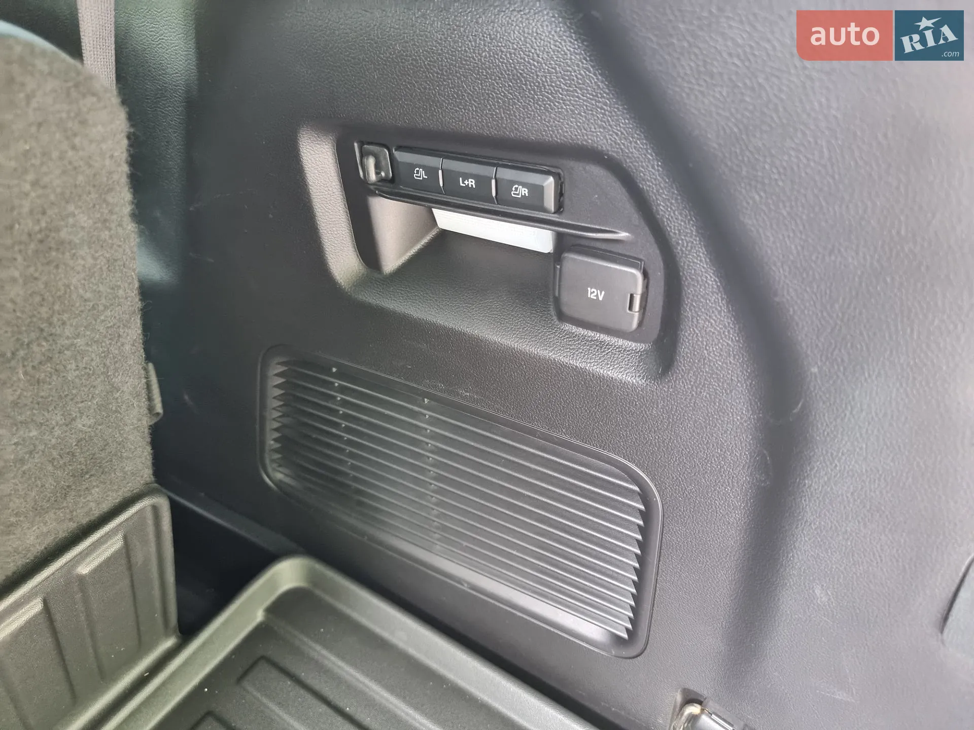 2019 Ford Explorer - мініатюра 47