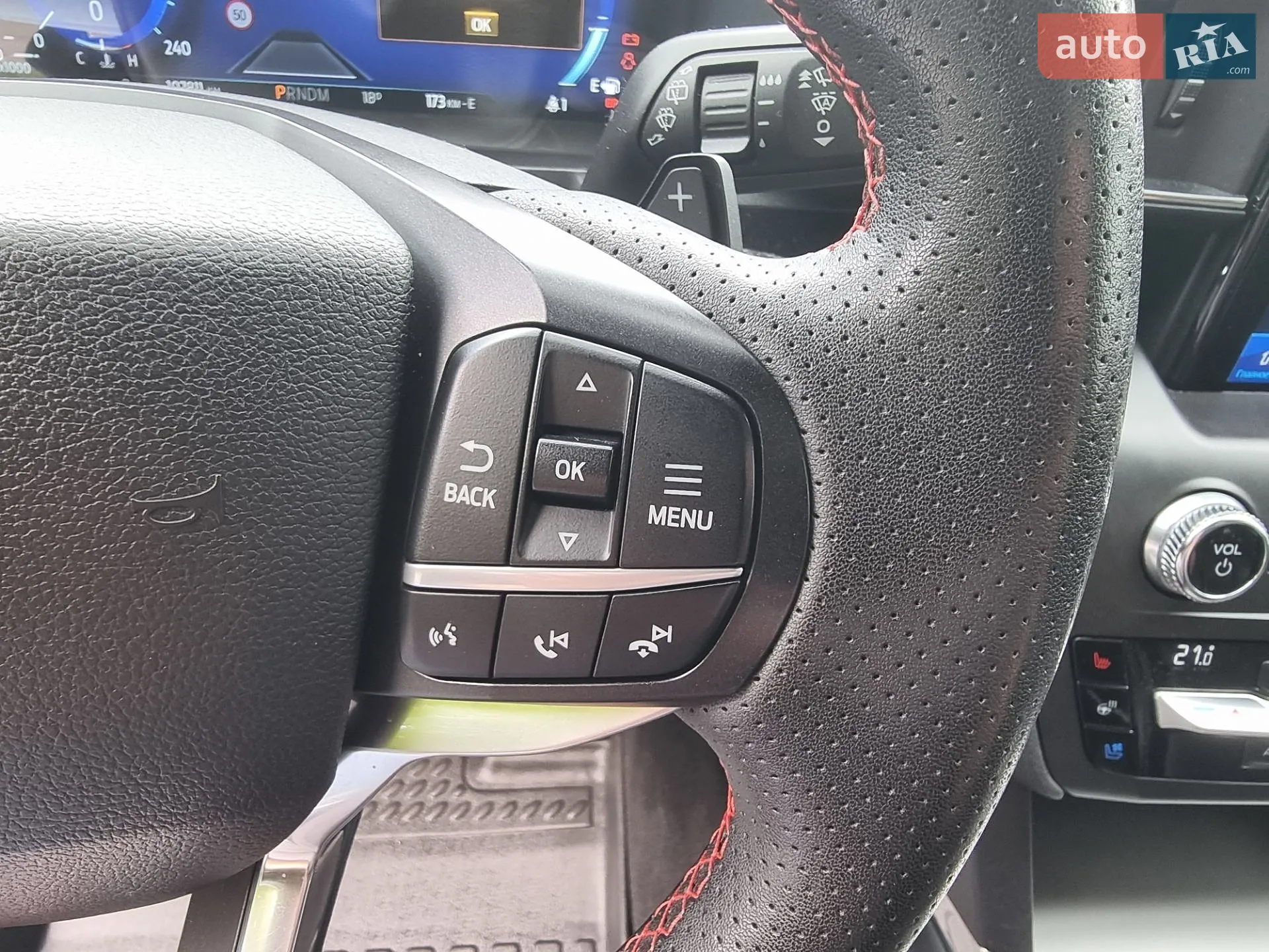 2019 Ford Explorer - мініатюра 23