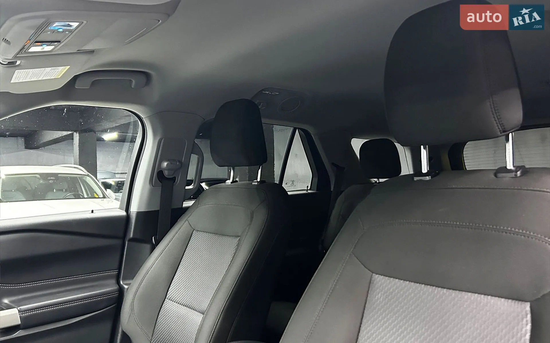 2022 Ford Explorer - мініатюра 12