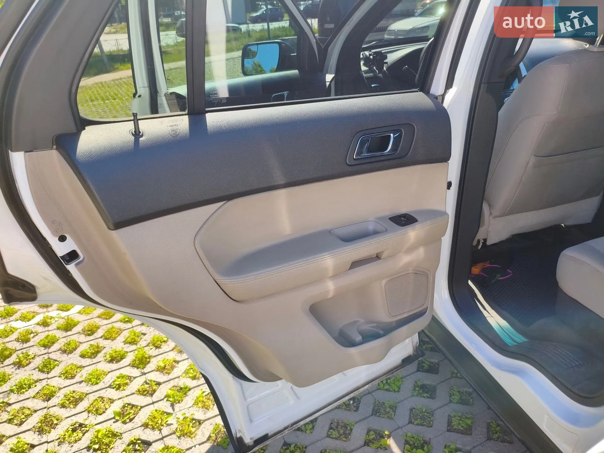 2015 Ford Explorer - мініатюра 23