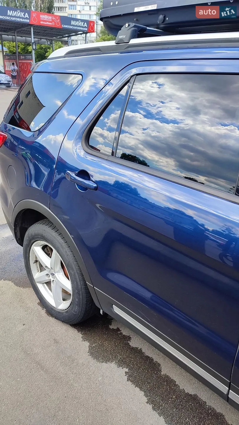 2015 Ford Explorer - мініатюра 11