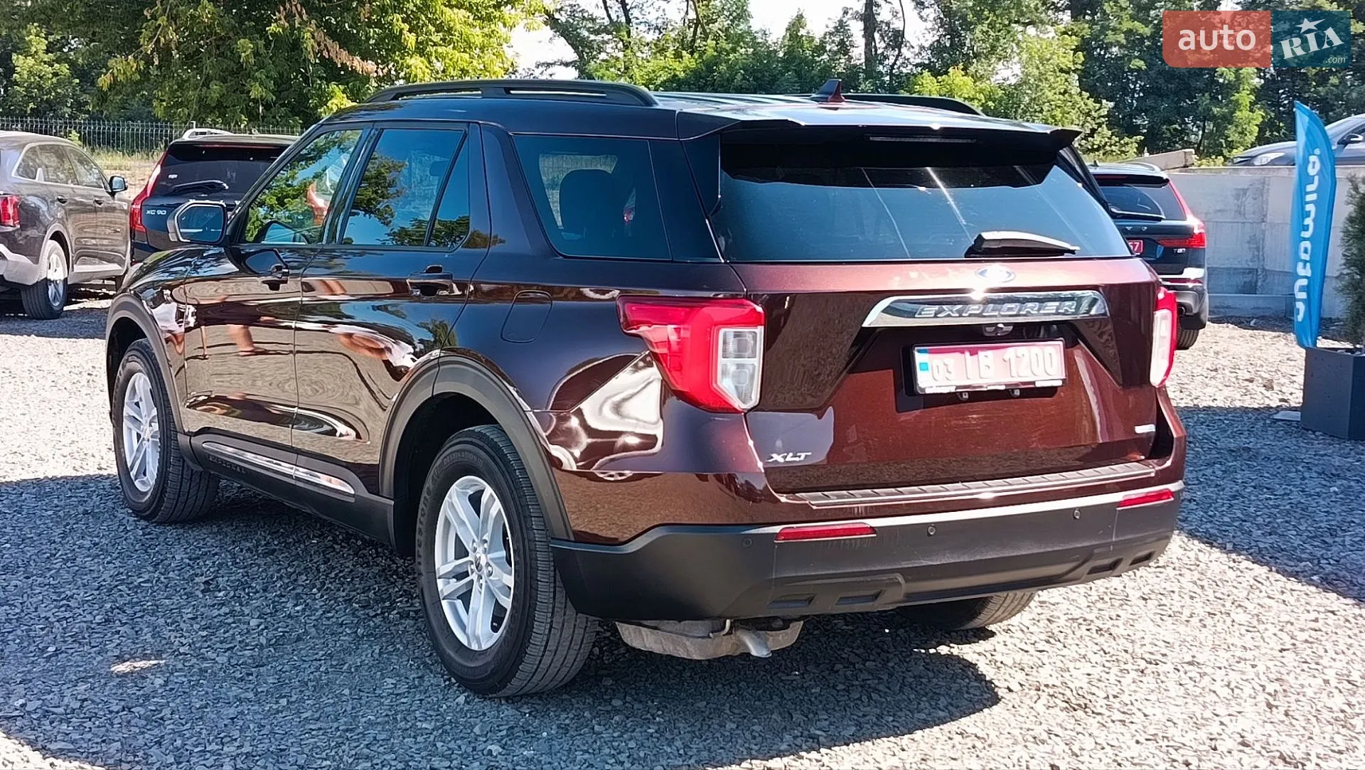 2020 Ford Explorer - мініатюра 3