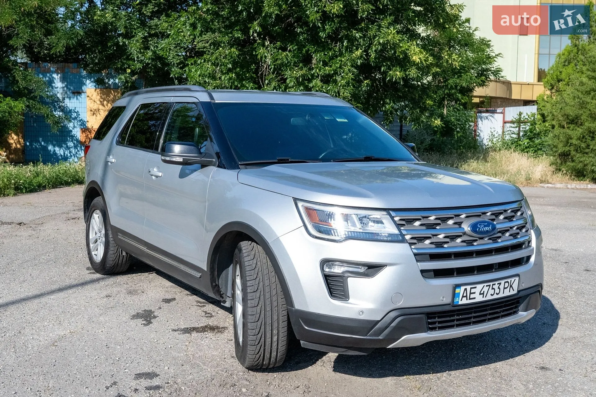 Ford Explorer 2017 VIN 1FM5K8D86JGA52977 фото оголошення 2 з 27
