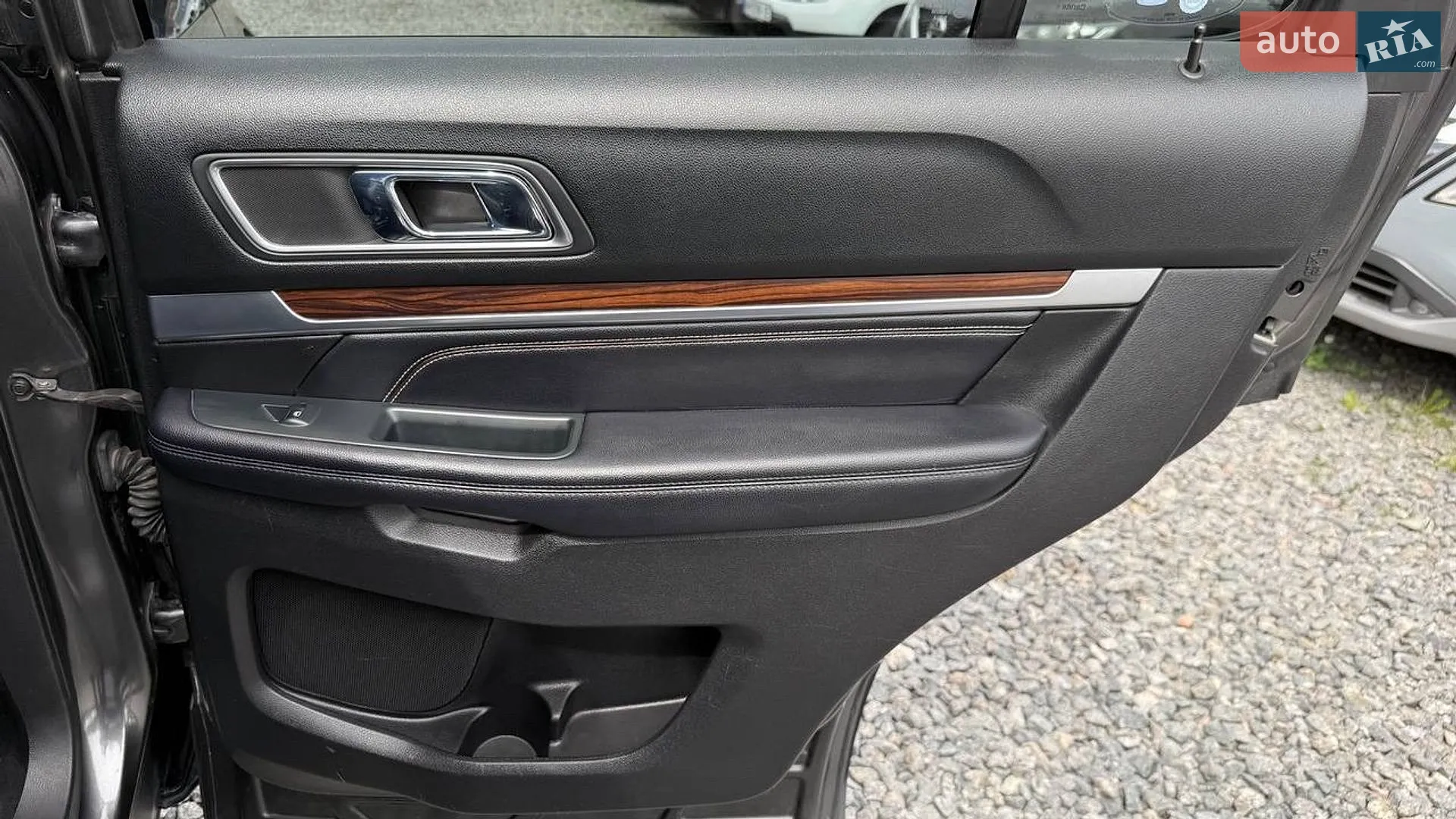 2017 Ford Explorer - мініатюра 29
