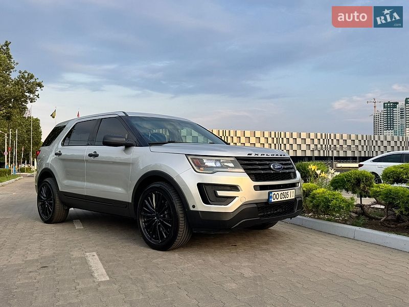 Внедорожник / Кроссовер Ford Explorer 2016 в Одессе