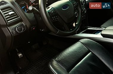 Внедорожник / Кроссовер Ford Explorer 2016 в Одессе
