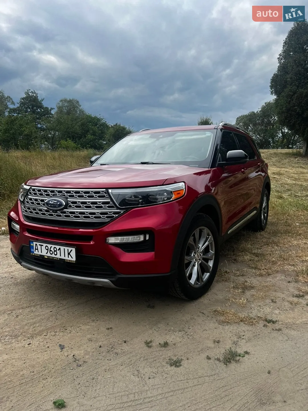 2021 Ford Explorer - мініатюра 3