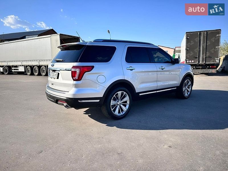 Внедорожник / Кроссовер Ford Explorer 2018 в Виннице