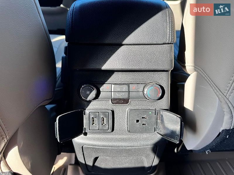 Внедорожник / Кроссовер Ford Explorer 2018 в Виннице