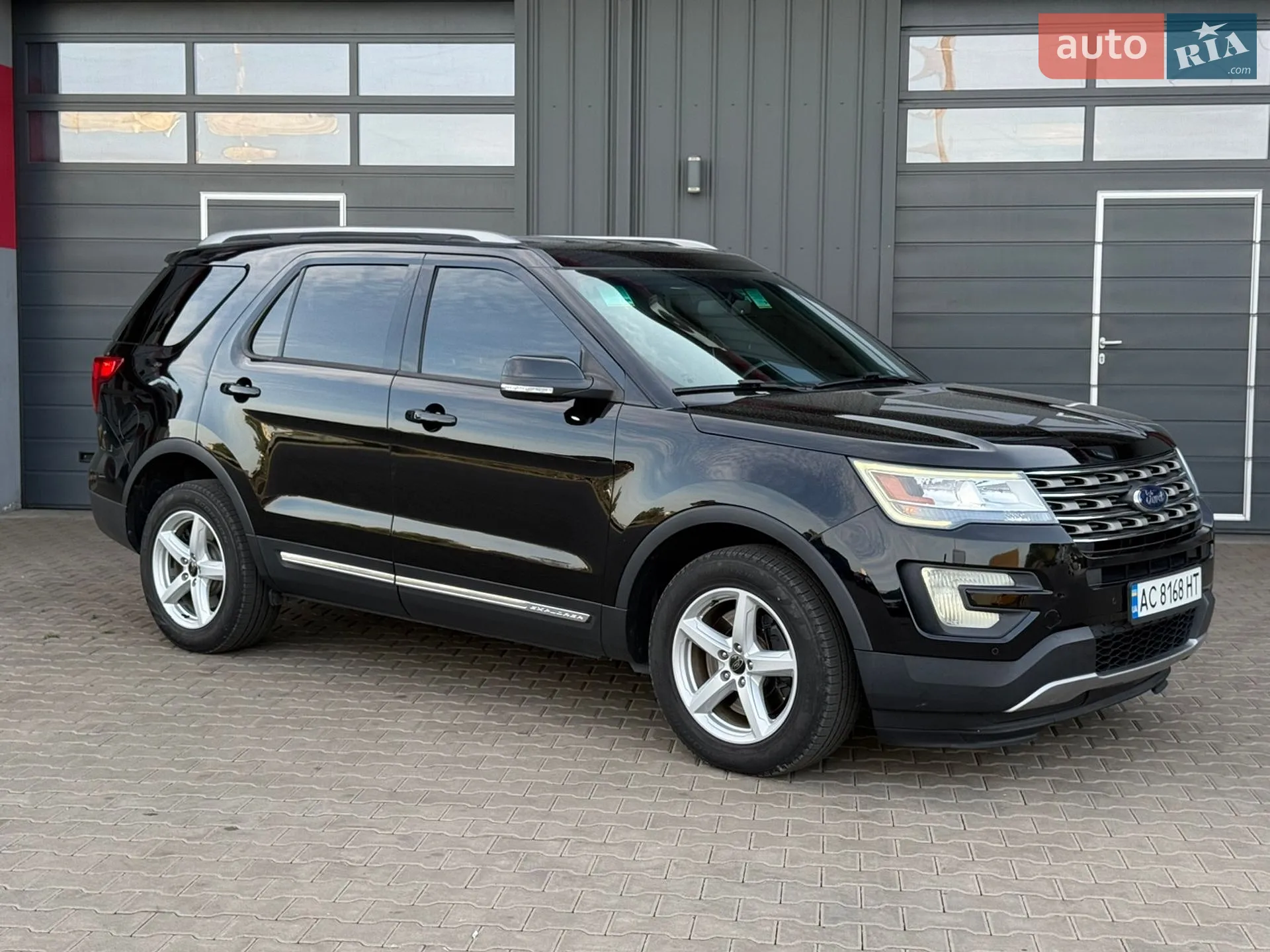 2016 Ford Explorer - мініатюра 8