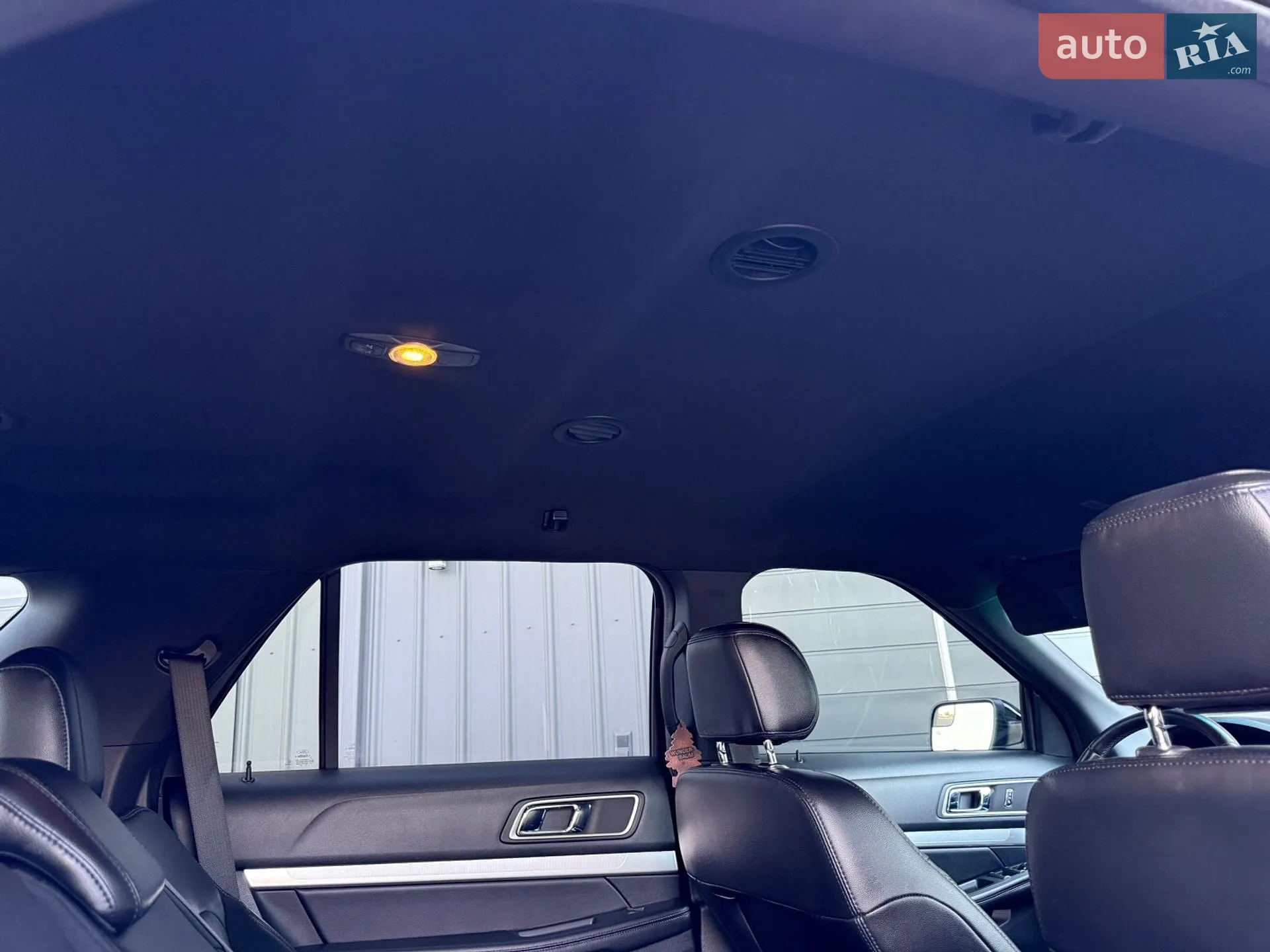 2016 Ford Explorer - мініатюра 61