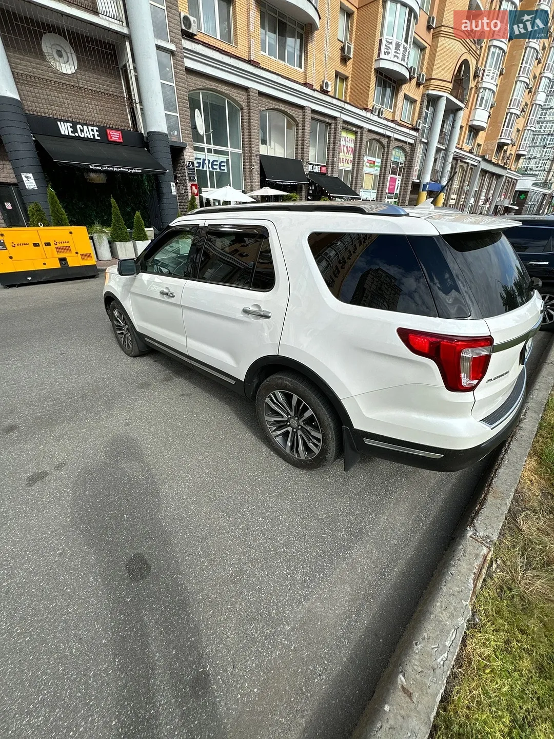 2018 Ford Explorer - мініатюра 3