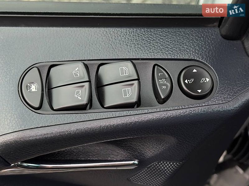 Позашляховик / Кросовер Ford Explorer 2020 в Луцьку