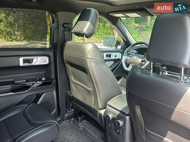 Внедорожник / Кроссовер Ford Explorer 2022 в Тернополе