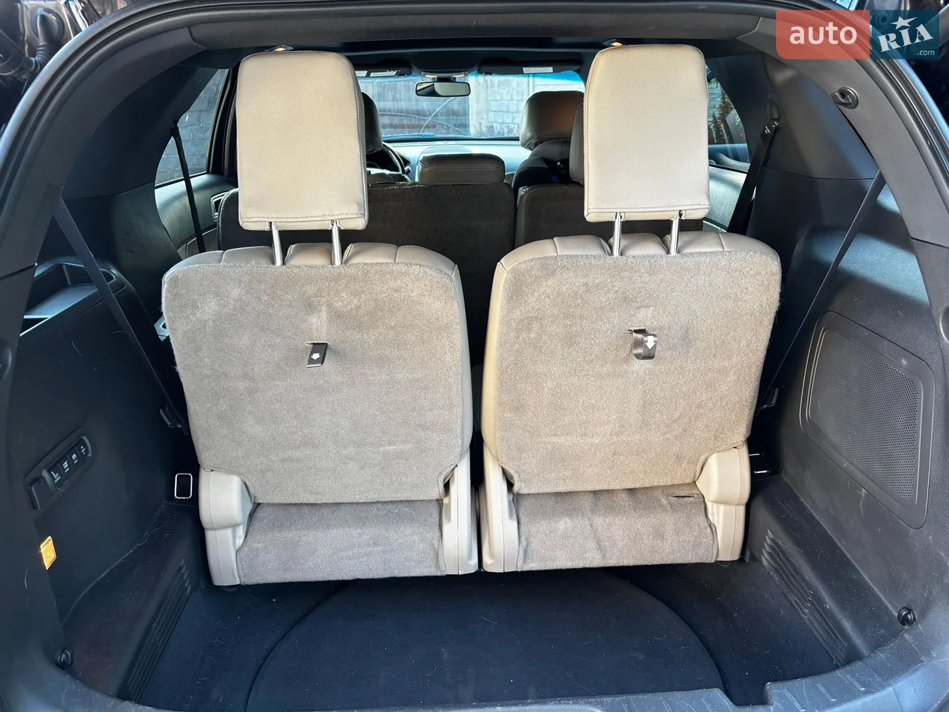 2013 Ford Explorer - мініатюра 19