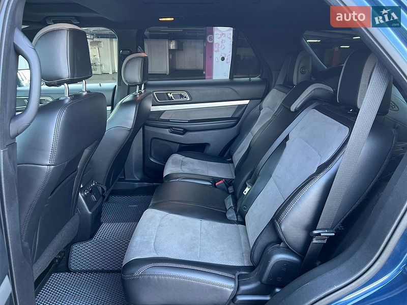 Позашляховик / Кросовер Ford Explorer 2018 в Києві