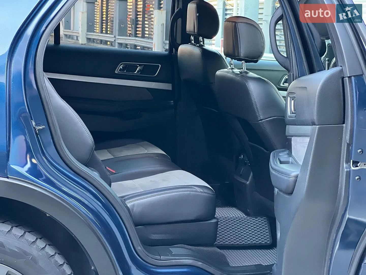 2018 Ford Explorer - мініатюра 28