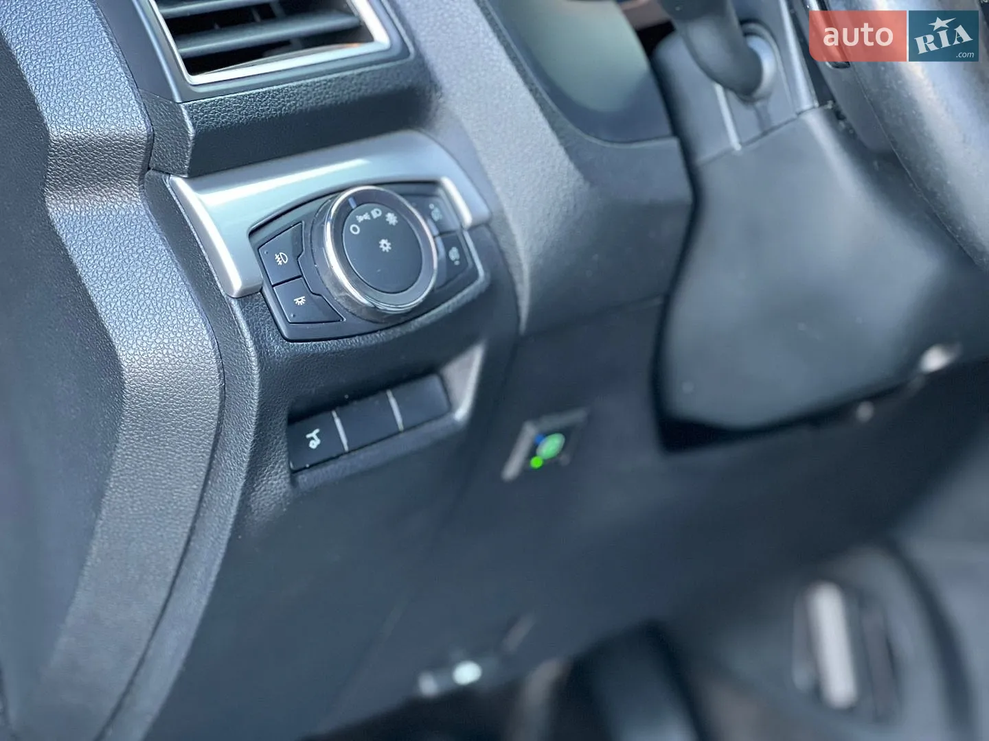 2018 Ford Explorer - мініатюра 38