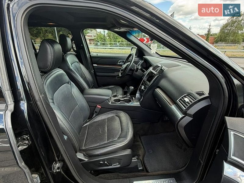 Позашляховик / Кросовер Ford Explorer 2017 в Чернігові