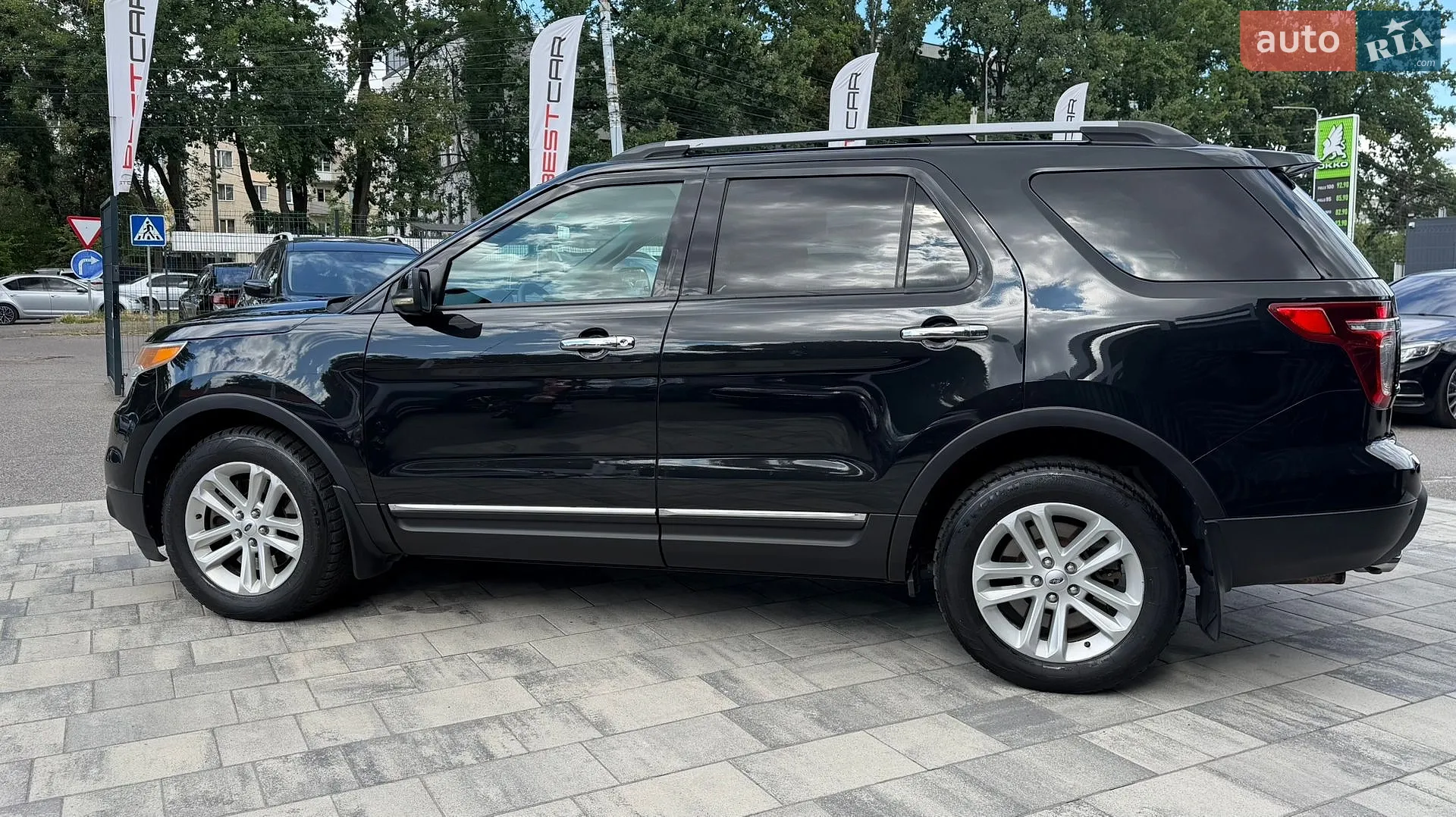 2014 Ford Explorer - мініатюра 10