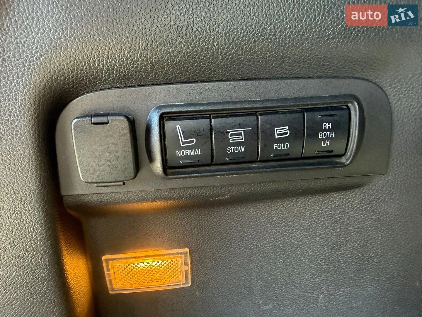 2014 Ford Explorer - мініатюра 37